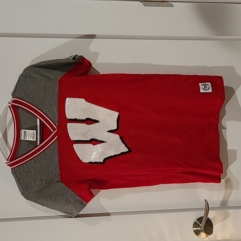 Wisconsin Badger Top - Picture 1 of 6